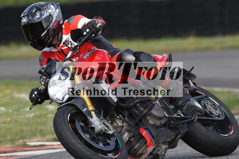 /Archiv-2025/05 14.04.2025 Plüss Moto Sport ADR/Freies Fahren/1